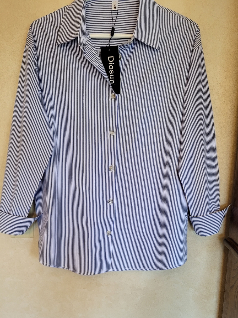 Nwt Blue & White Stripe Button-Up Shirt Men's Small   80% cotton/Poly